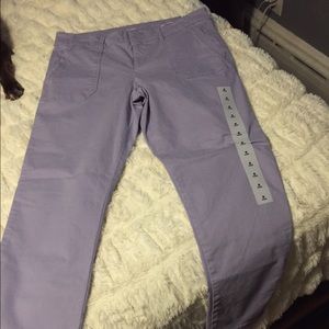 Old Navy purple size 8 pixie pants